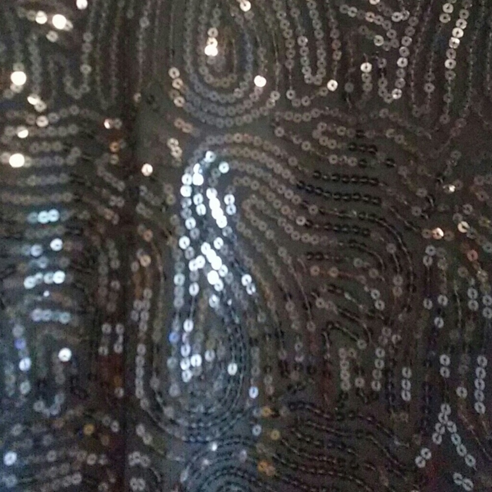SOLD* NWT Michael Kors sequin top - Picture 2 of 4